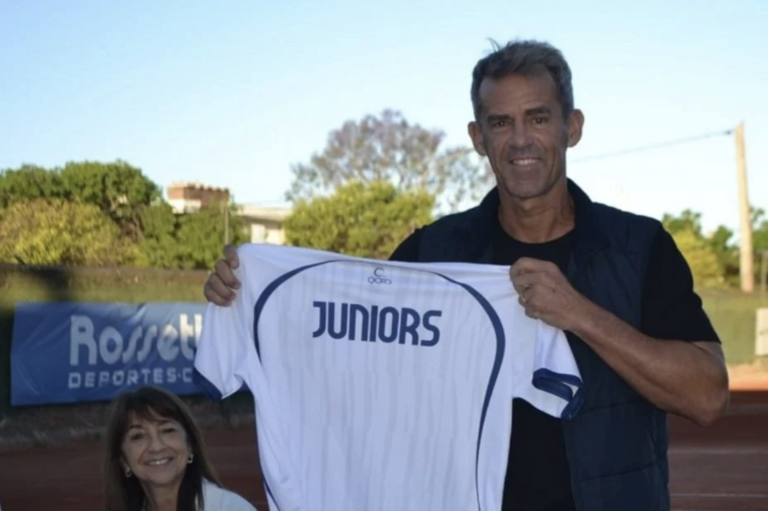 La Legislatura distinguió a Daniel Orsanic